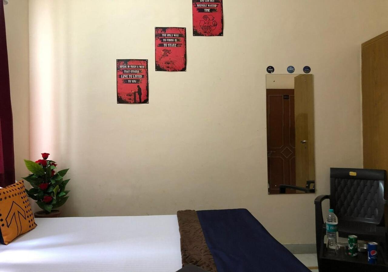 מלון Ramada By Wyndham Jaipur North מראה חיצוני תמונה