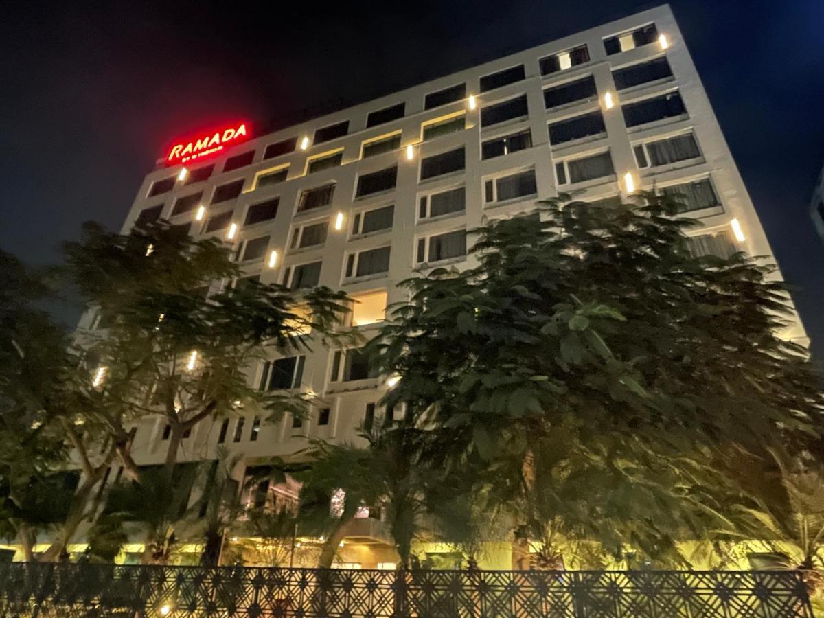 מלון Ramada By Wyndham Jaipur North מראה חיצוני תמונה