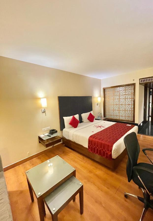 מלון Ramada By Wyndham Jaipur North מראה חיצוני תמונה
