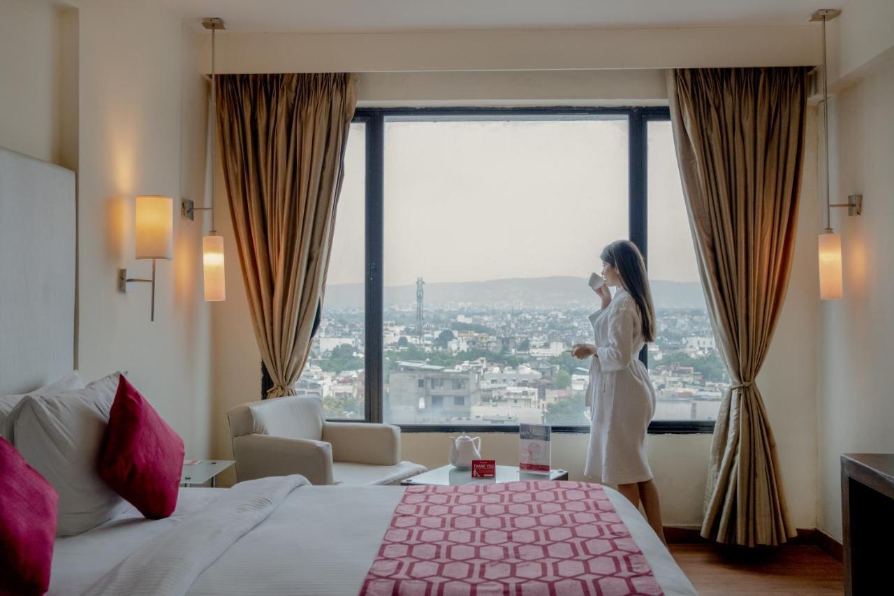 מלון Ramada By Wyndham Jaipur North מראה חיצוני תמונה
