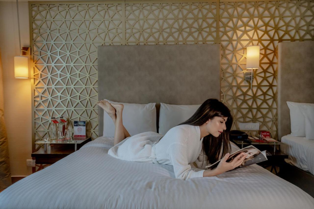 מלון Ramada By Wyndham Jaipur North מראה חיצוני תמונה